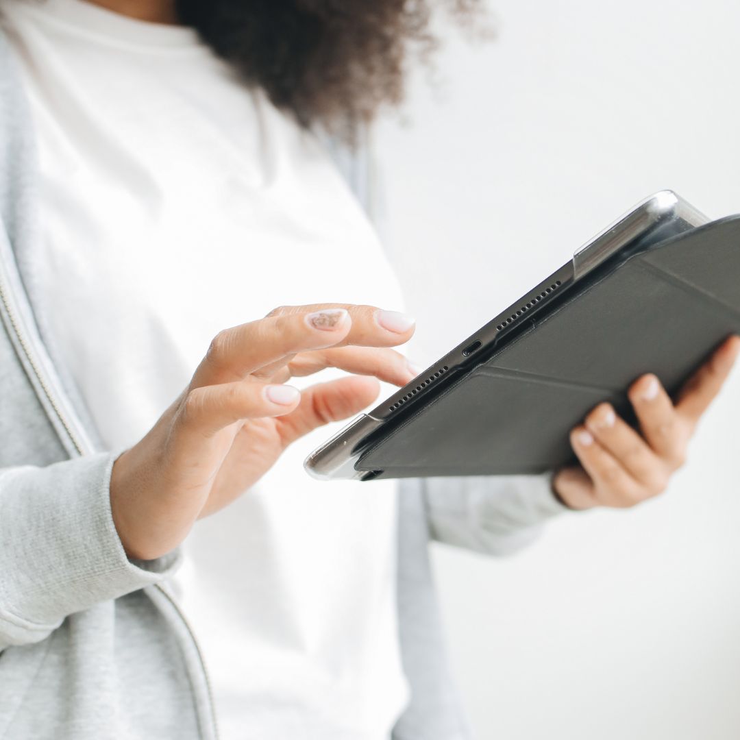 how to create a facebook group
